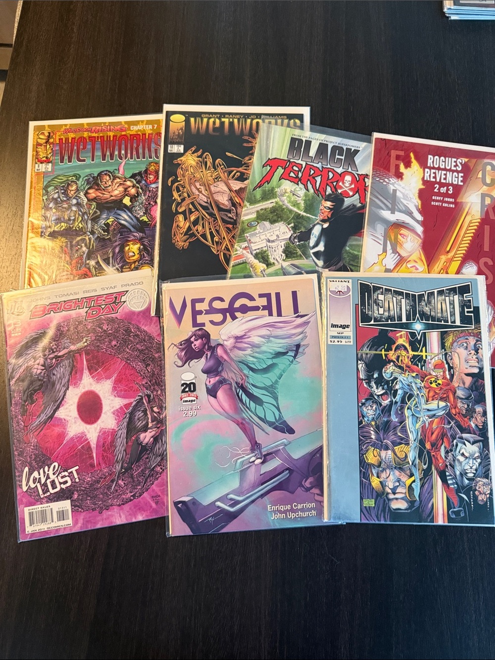 Bundle of 7 random comic books